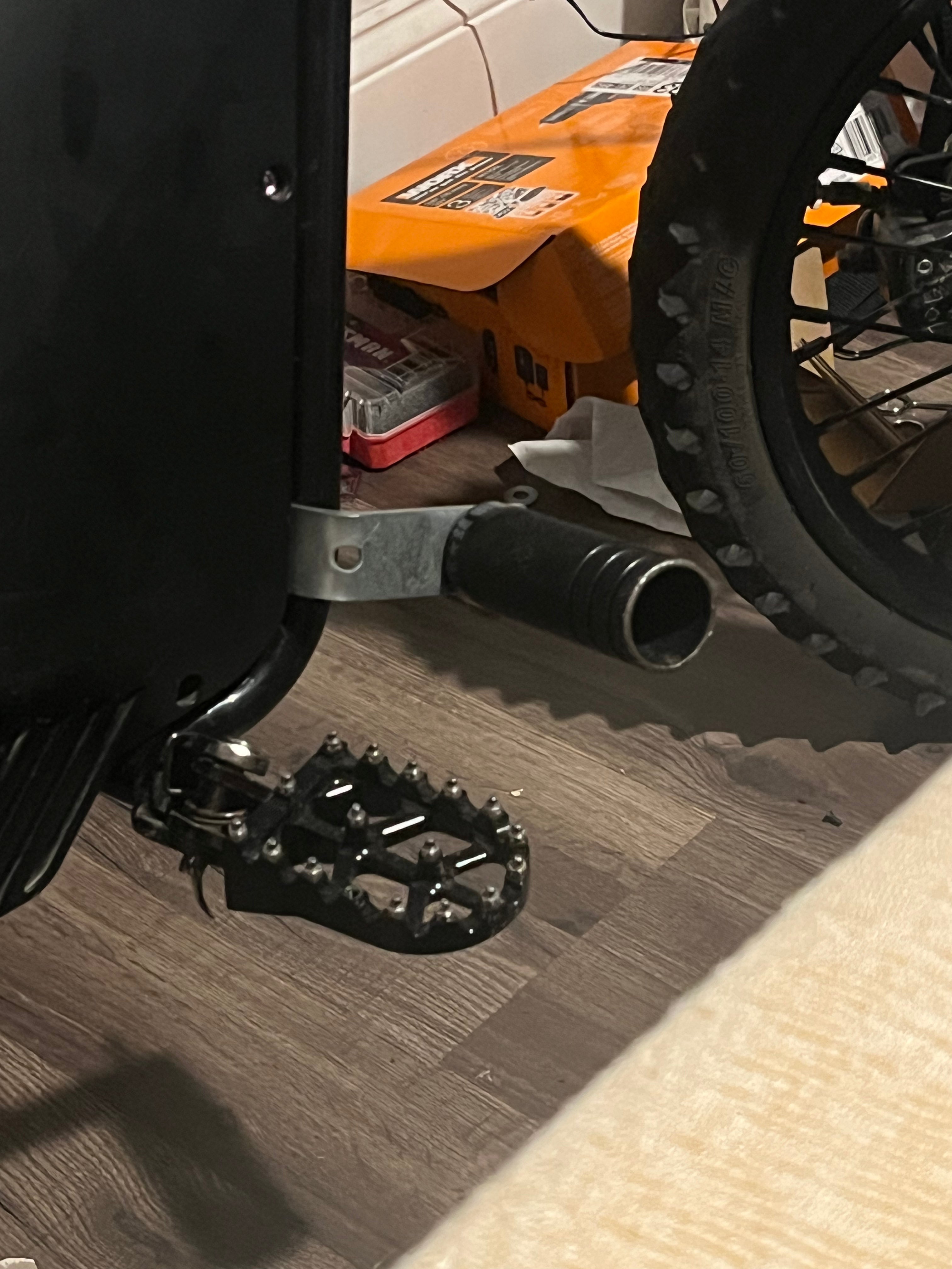 Single heybike villain shift lock